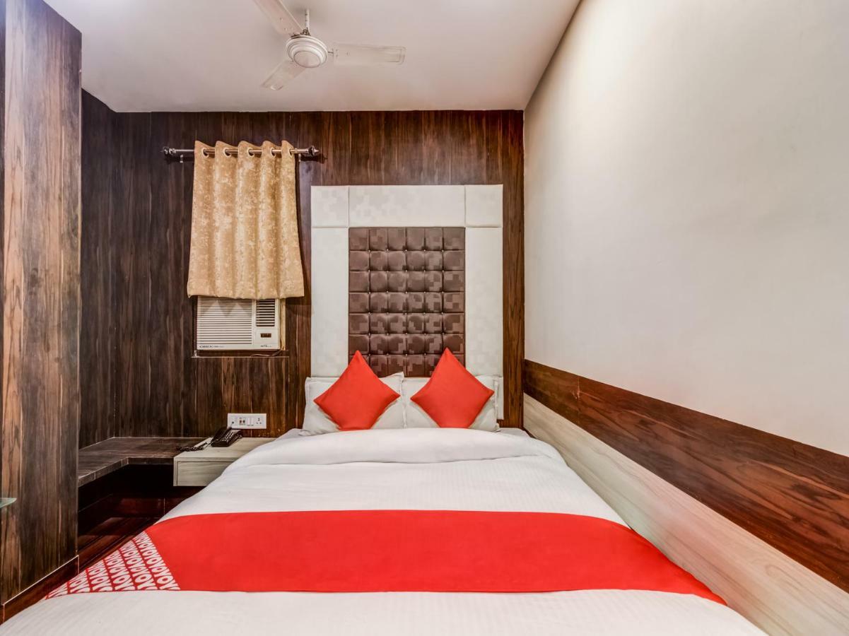 Oyo 24171 Hotel Meridian จัมเชดปูร์ ภายนอก รูปภาพ